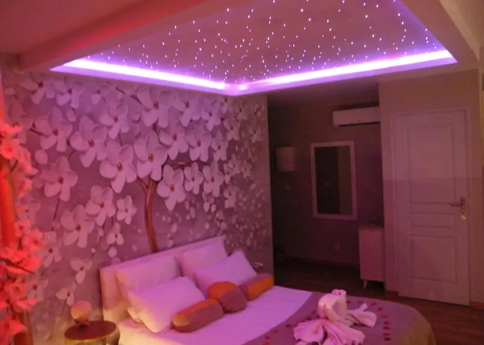 Studio Love Room Spa Baignoire Double La Ciotat Centre Port