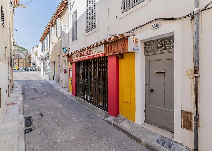 Studio Love Room Spa Baignoire Double La Ciotat Centre Port