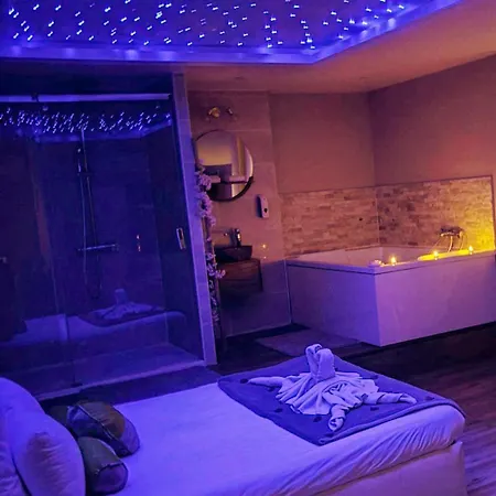 Studio Love Room Spa Baignoire Double La Ciotat Centre Port Exterior foto